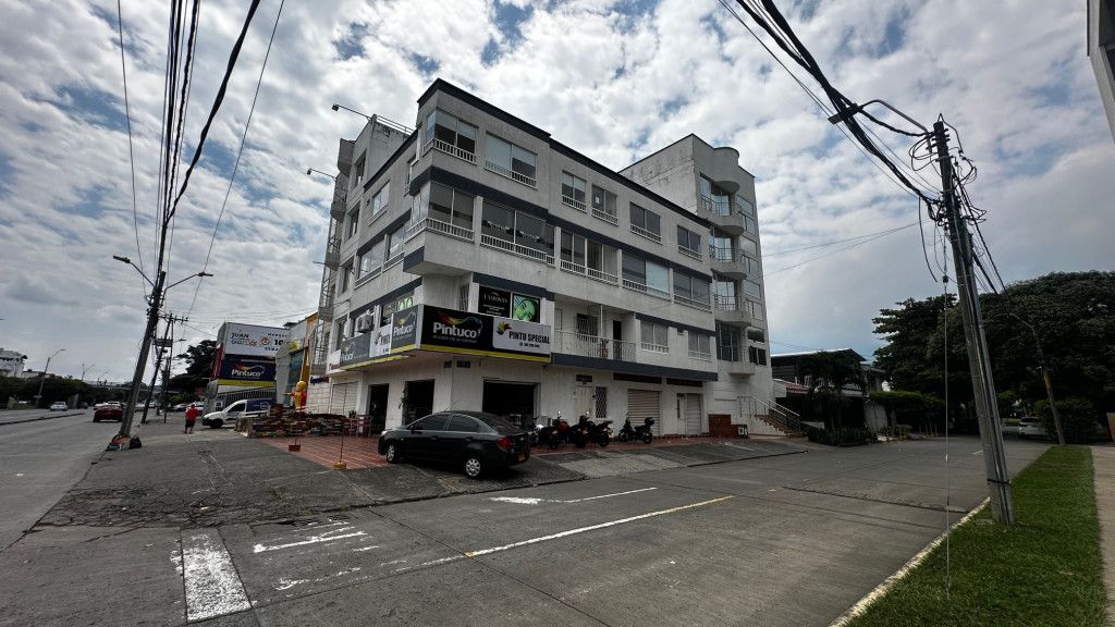 Oficina en arriendo Valle Del Cauca Cali Cañaveralejo - Seguros Patria 60 m2 Habitaciones 0 Baños 2 Garajes 0 Precio $1850000
