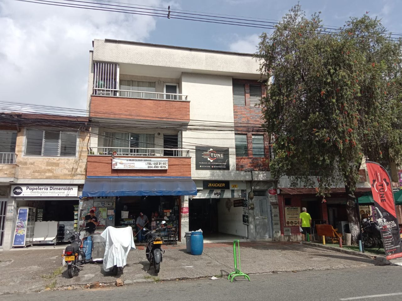 Apartamento en arriendo Antioquia Medellín Florida Nueva 70 m2 Habitaciones 2 Baños 1 Garajes 0 Precio $2100000