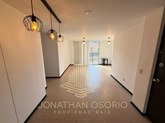 Apartamento en arriendo Antioquia Medellín La Pilarica 60 m2 Habitaciones 3 Baños 2 Garajes 1 Precio $2800000