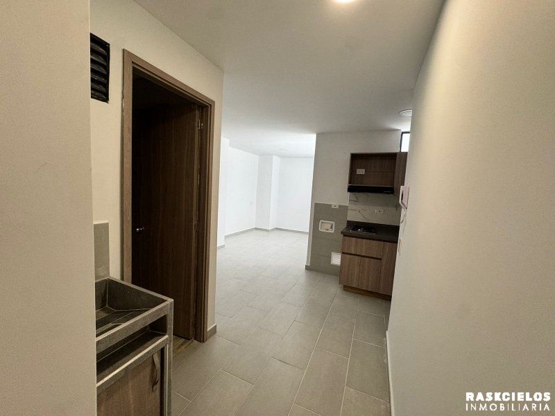 Apartaestudio en arriendo Antioquia Medellín Calasanz 28 m2 Habitaciones 1 Baños 1 Garajes 0 Precio $1750000