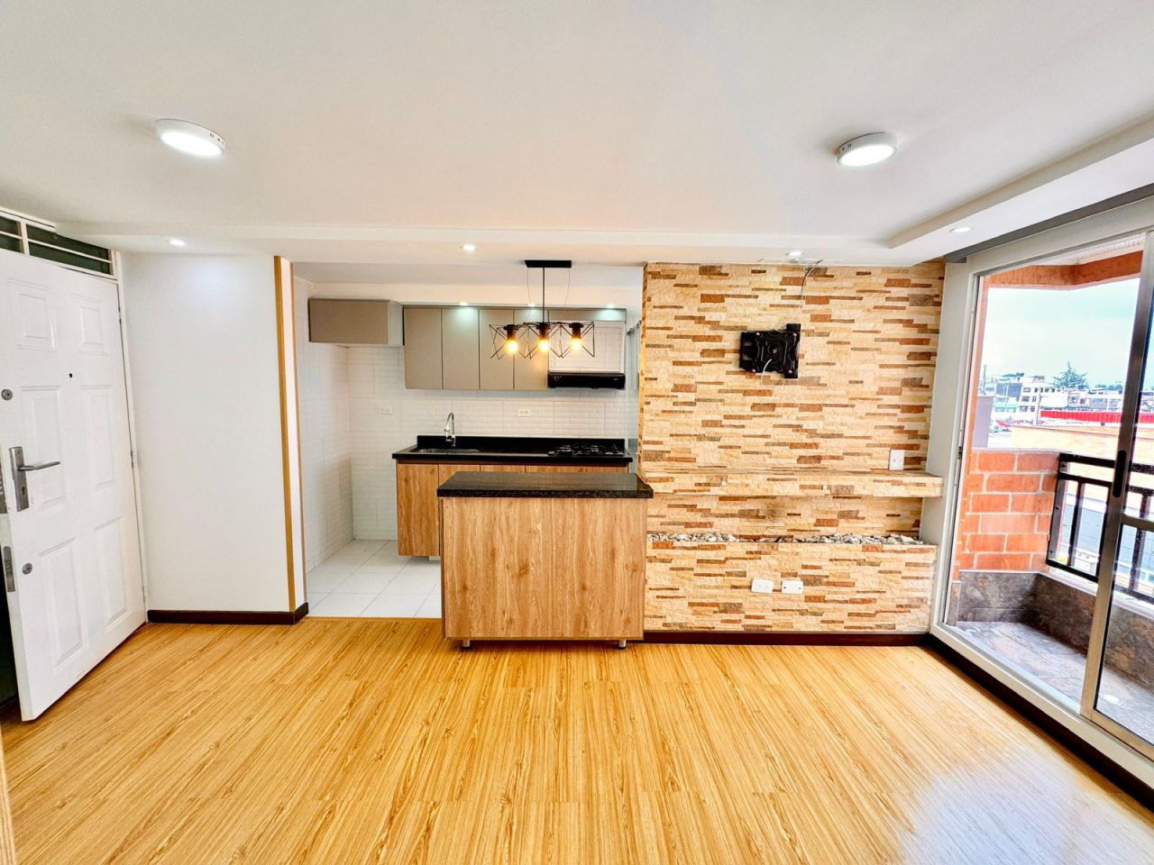 Apartamento en arriendo Cundinamarca Bogotá El Chircal 47 m2 Habitaciones 2 Baños 2 Garajes 0 Precio $180000