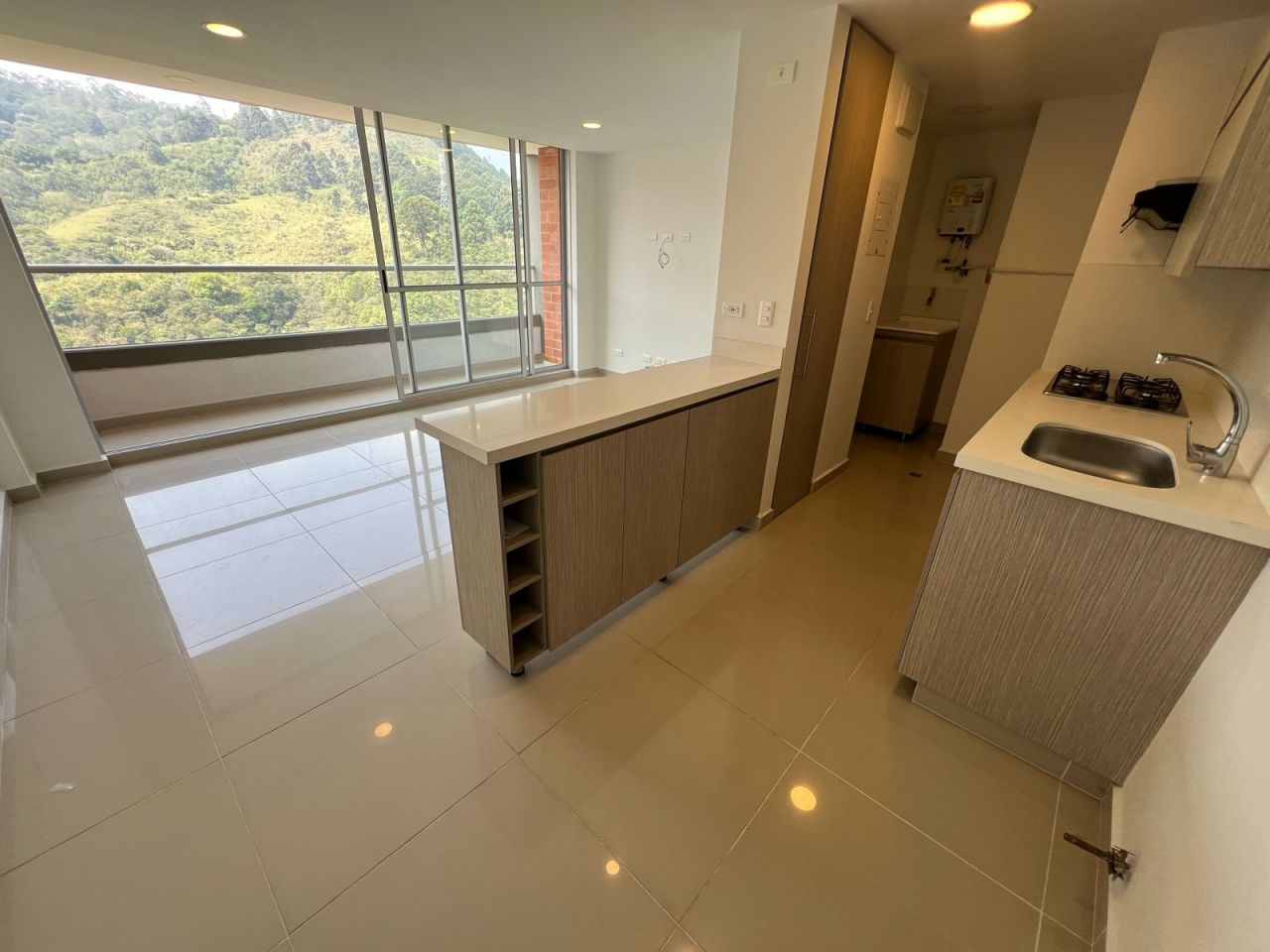 Apartamento en arriendo Antioquia Sabaneta Tres Esquinas 69 m2 Habitaciones 3 Baños 2 Garajes 1 Precio $2950000