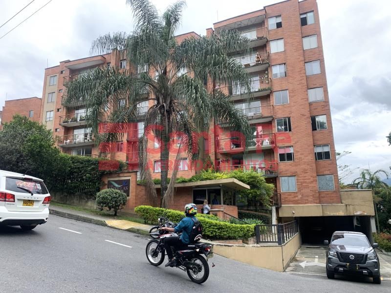 Apartamento en arriendo Antioquia Envigado Las Antillas 67 m2 Habitaciones 3 Baños 2 Garajes 1 Precio $2700000