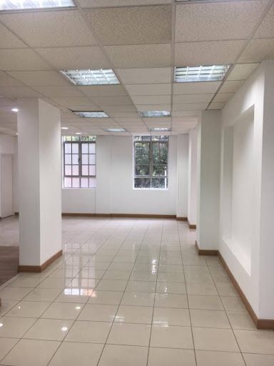 Oficina en arriendo Cundinamarca Bogotá Cerros De Los Alpes 164 m2 Habitaciones 0 Baños 2 Garajes 4 Precio $9600000