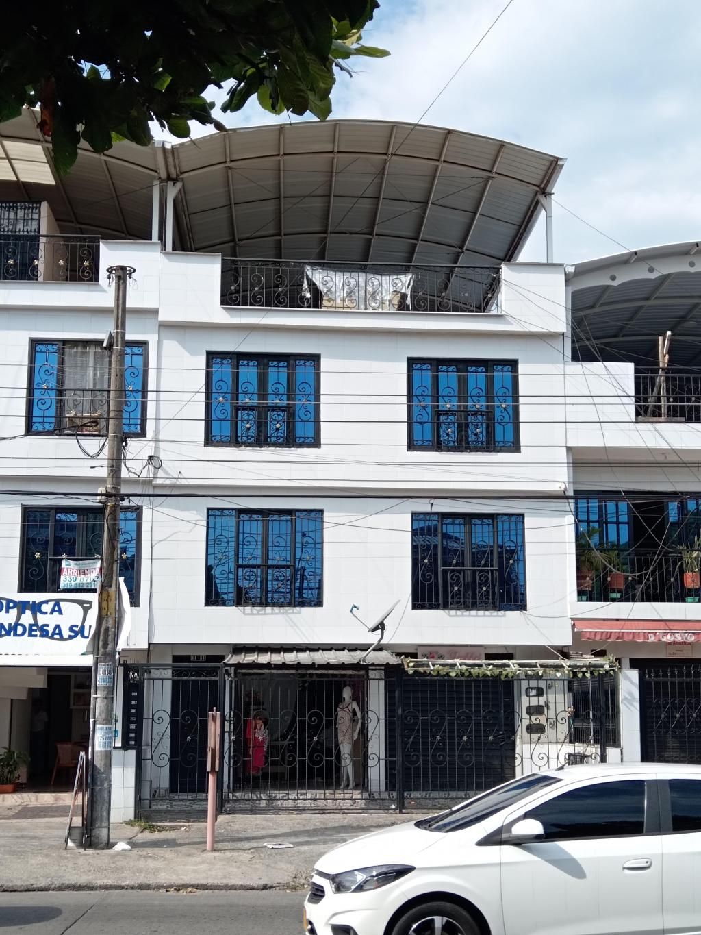 Apartaestudio en arriendo Valle Del Cauca Cali Bretaña 35 m2 Habitaciones 1 Baños 1 Garajes 0 Precio $550000