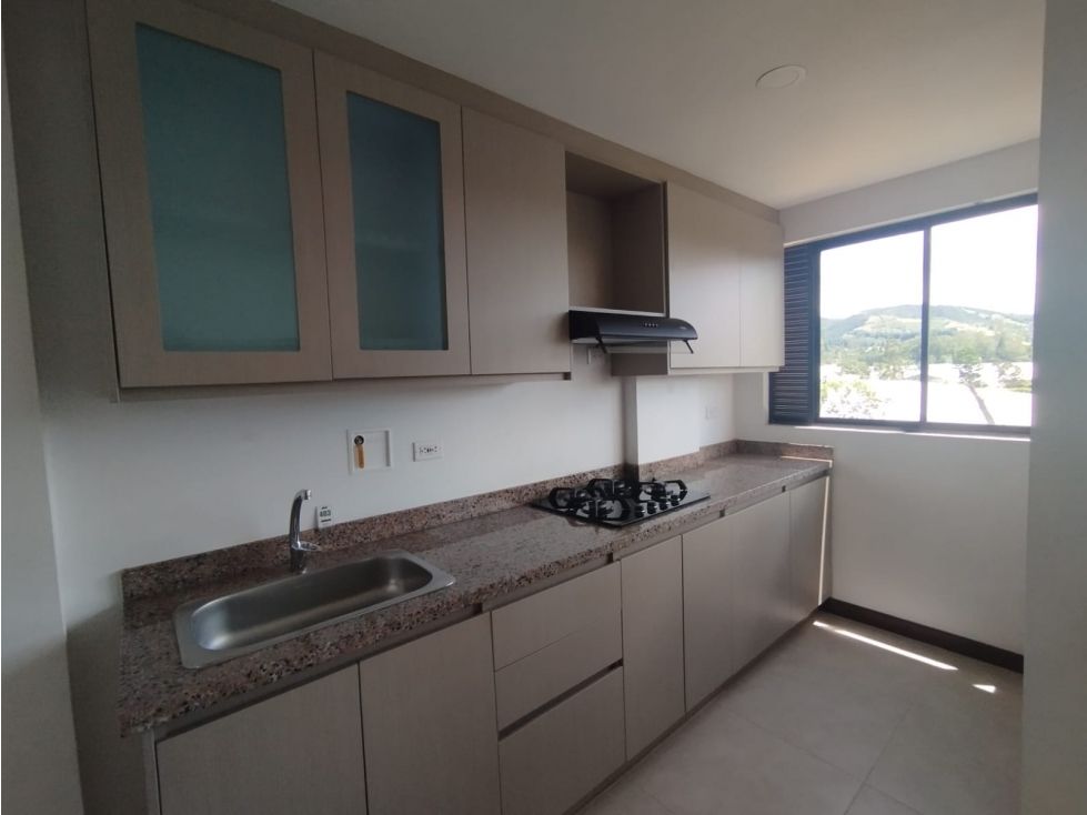 Apartamento en arriendo Antioquia La Ceja San Cayetano 85 m2 Habitaciones 3 Baños 2 Garajes 1 Precio $2800000