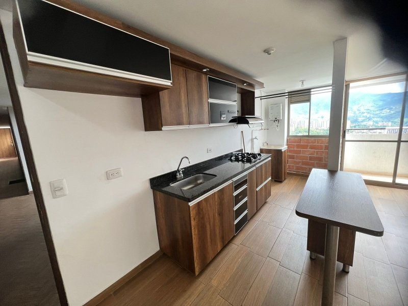 Apartamento en arriendo Antioquia La Estrella San José Meleguindo 65 m2 Habitaciones 3 Baños 2 Garajes 0 Precio $2400000