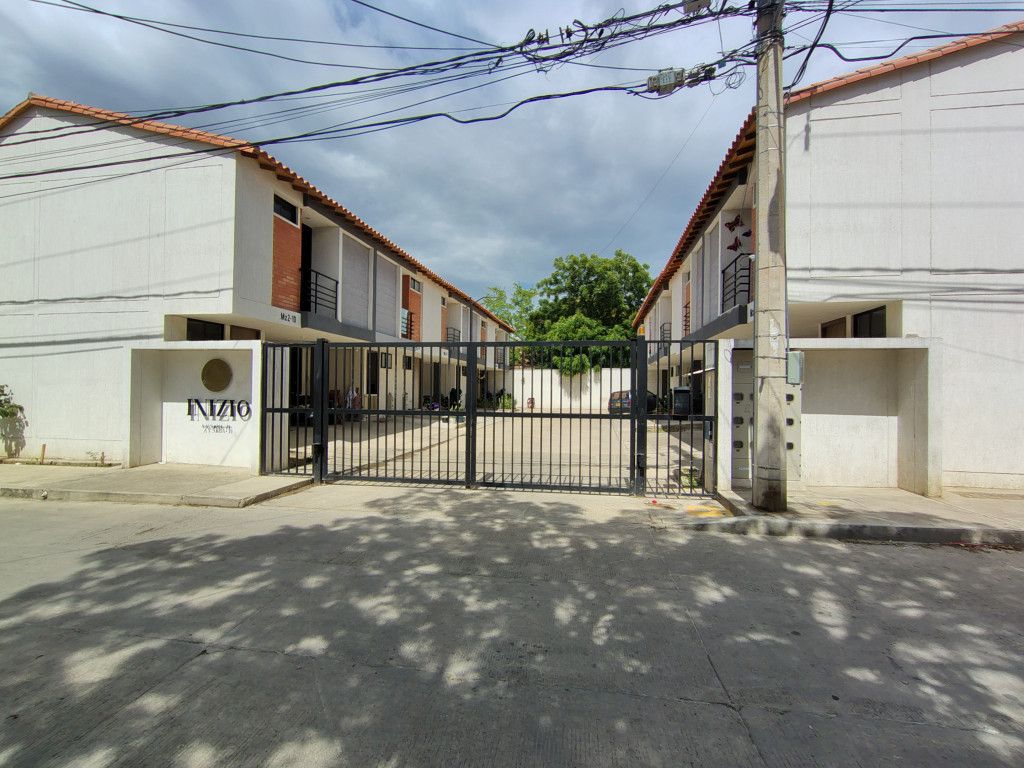 Casa en arriendo Norte De Santander Los Patios La Cordialidad 110 m2 Habitaciones 3 Baños 3 Garajes 1 Precio $1250000