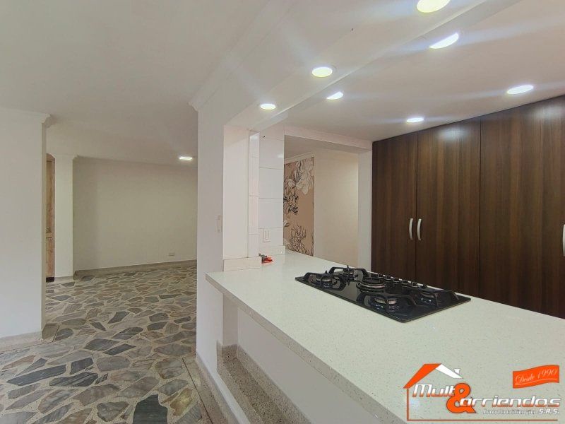 Apartamento en arriendo Antioquia Medellín Suramericana 128 m2 Habitaciones 3 Baños 2 Garajes 0 Precio $3500000