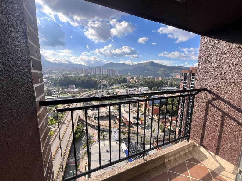 Apartamento en arriendo Antioquia Sabaneta Calle Larga 52 m2 Habitaciones 2 Baños 1 Garajes 1 Precio $2400000