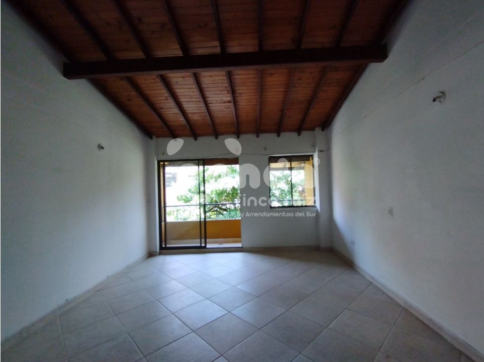 Apartamento en arriendo Antioquia Envigado Obrero 75 m2 Habitaciones 3 Baños 2 Garajes 0 Precio $2600000