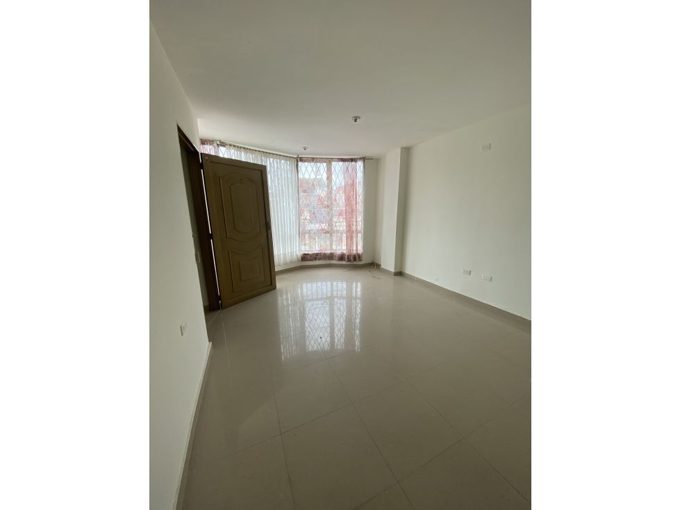 Apartamento en arriendo Valle Del Cauca Cali Urbanización Colseguros 60 m2 Habitaciones 4 Baños 3 Garajes 0 Precio $1230000