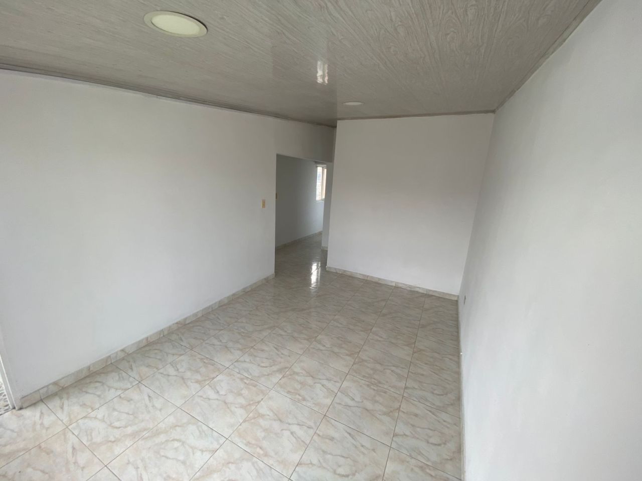 Casa en arriendo Valle Del Cauca Cali Ricardo Balcazar 60 m2 Habitaciones 3 Baños 1 Garajes 0 Precio $700000
