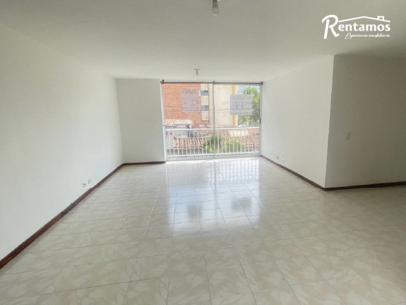 Apartamento en arriendo Antioquia Medellín Cristobal 98 m2 Habitaciones 3 Baños 2 Garajes 1 Precio $3000000