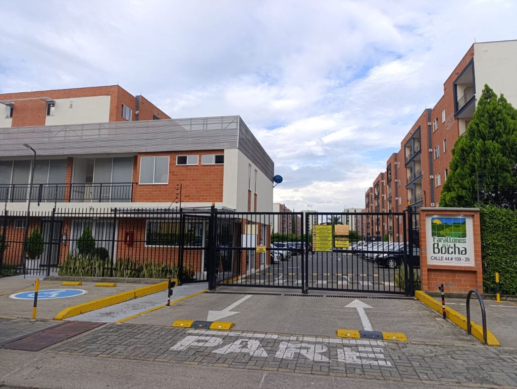 Apartamento en arriendo Valle Del Cauca Cali Conjunto Residencial Farallones De La Bocha 65 m2 Habitaciones 3 Baños 2 Garajes 0 Precio $1450000