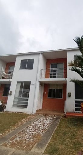 Casa en arriendo Risaralda Pereira Pereira 90 m2 Habitaciones 4 Baños 3 Garajes 1 Precio $2300000