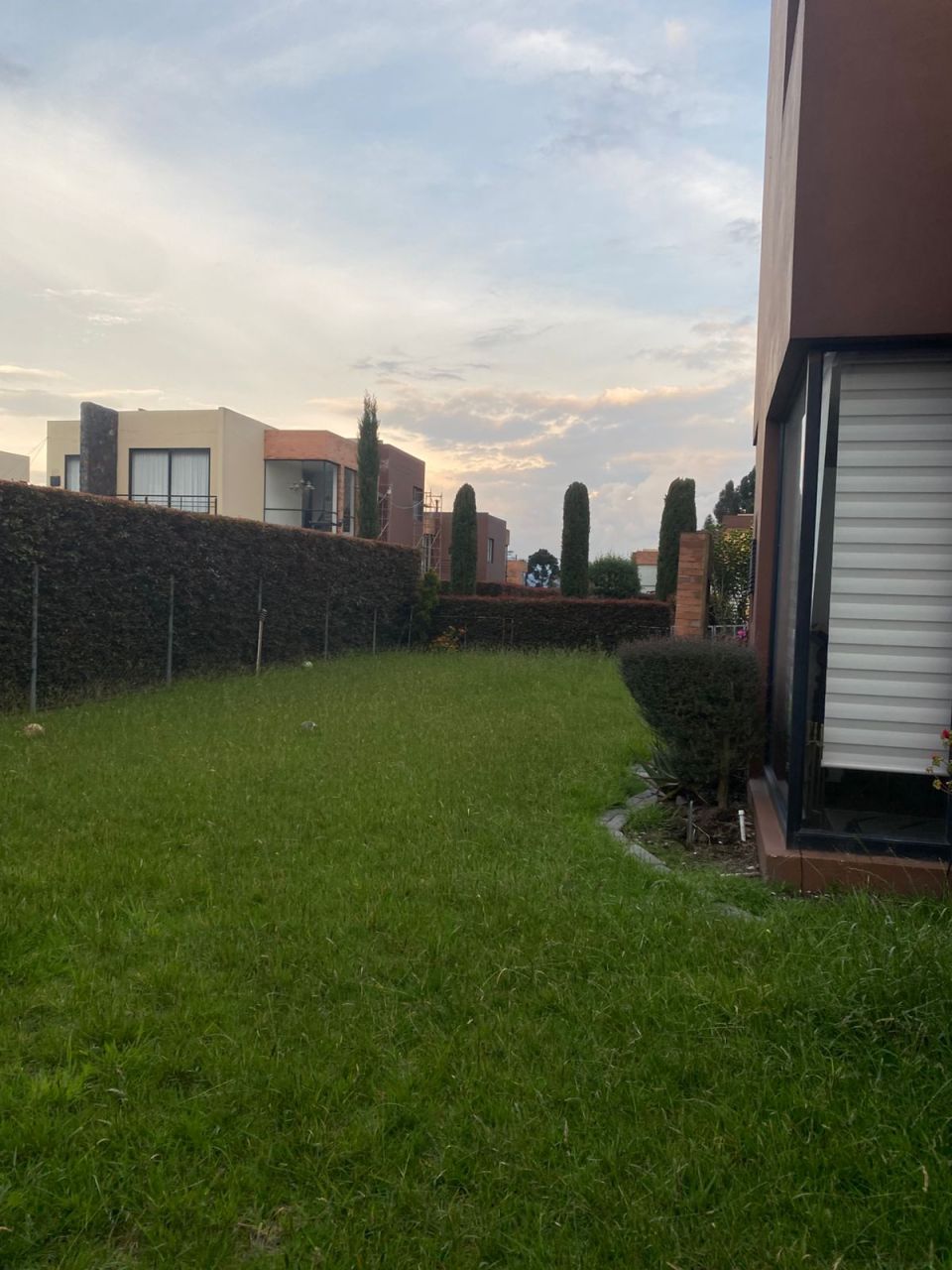 Casa en venta Cundinamarca Cota Cota 296 m2 Habitaciones 5 Baños 5 Garajes 5 Precio $1800000000