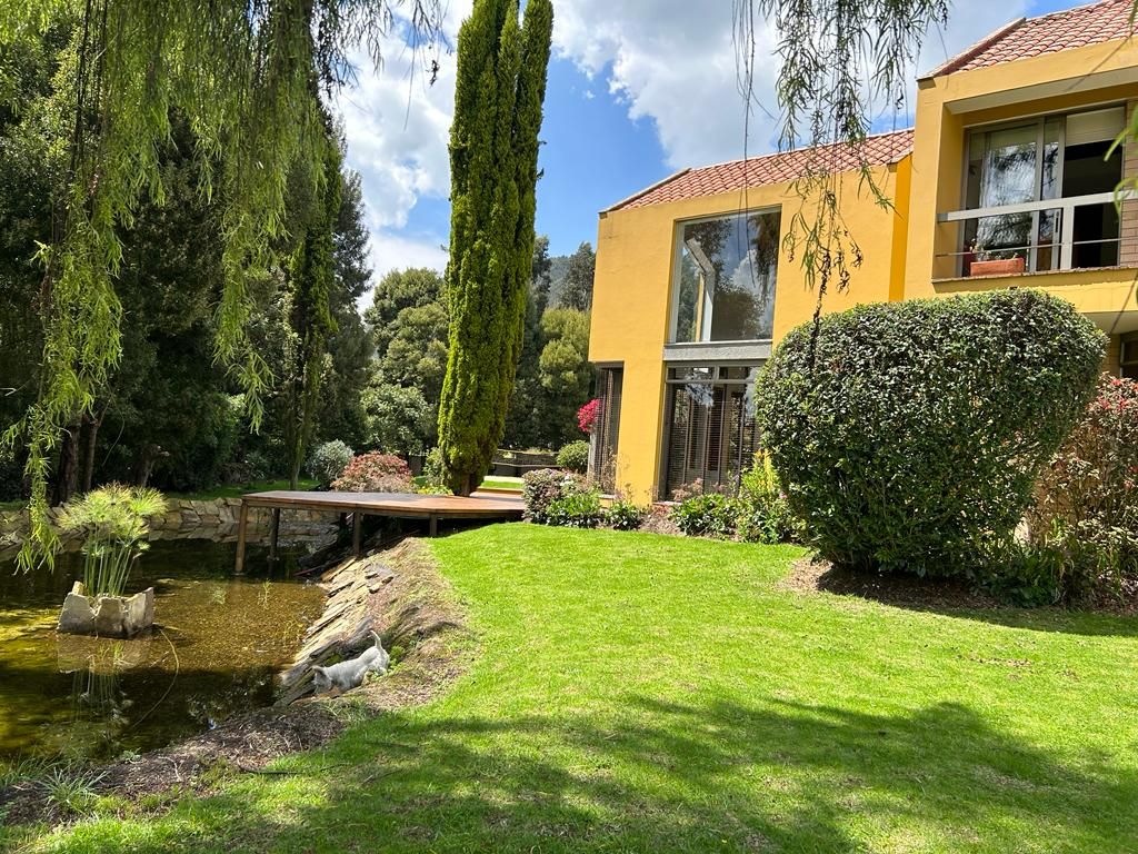 Casa en venta Cundinamarca Cajicá Cajica 451 m2 Habitaciones 3 Baños 4 Garajes 10 Precio $1950000000