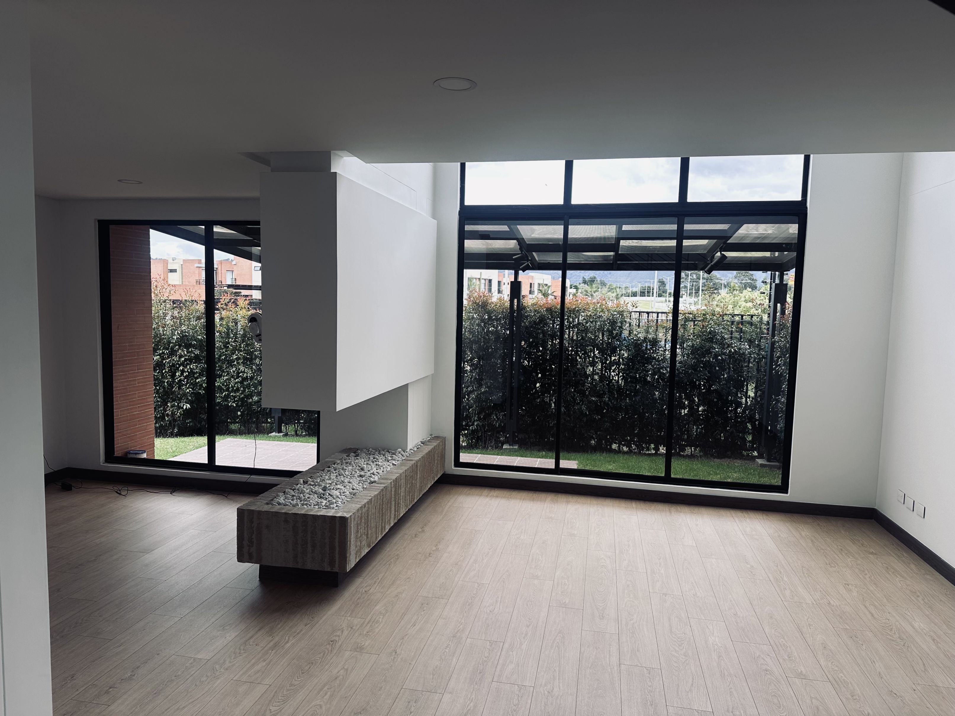 Casa en venta Cundinamarca Cajicá Cr Chunugua 165 m2 Habitaciones 3 Baños 4 Garajes 4 Precio $1420000000
