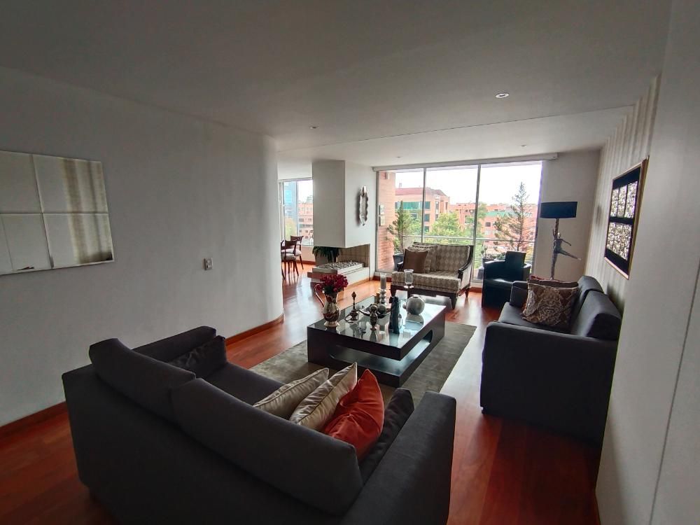 Apartamento en venta Cundinamarca Bogotá Santa Bibiana 271 m2 Habitaciones 4 Baños 6 Garajes 3 Precio $1750000000