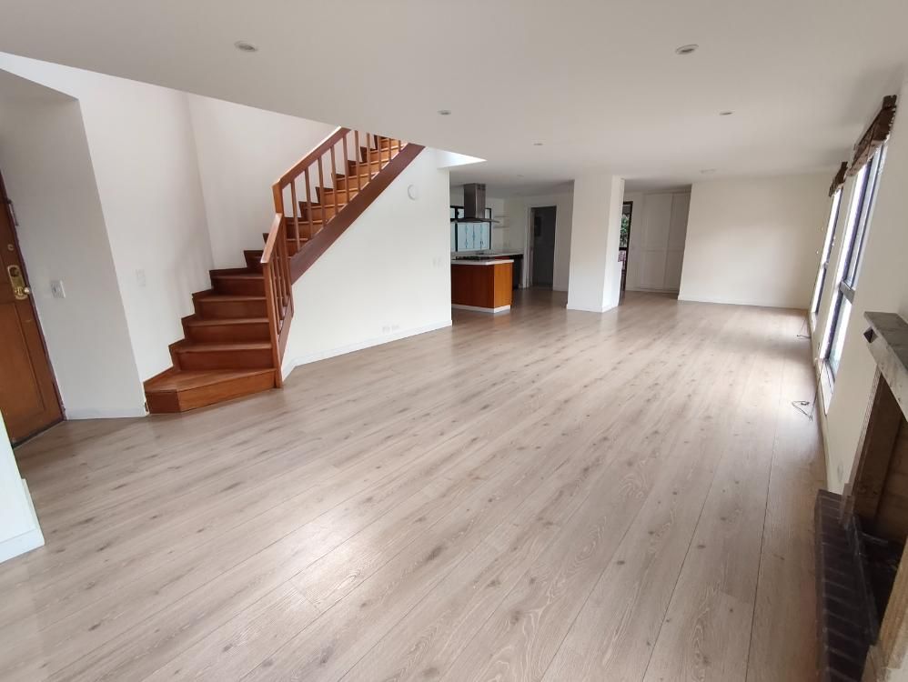 Apartamento en venta Cundinamarca Bogotá La Calleja 187 m2 Habitaciones 3 Baños 4 Garajes 2 Precio $1100000000