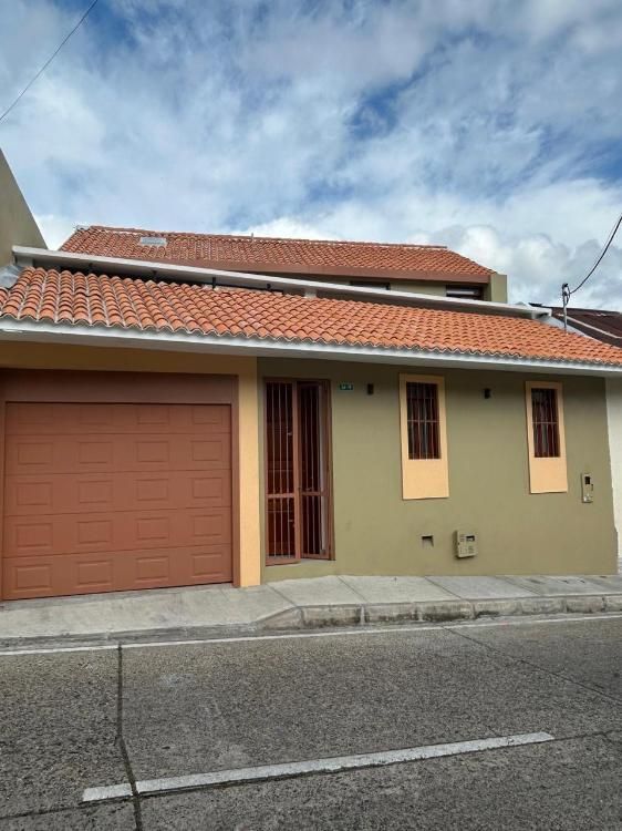 Casa en venta Tolima Honda El Retiro 285 m2 Habitaciones 4 Baños 5 Garajes 2 Precio $1350000000