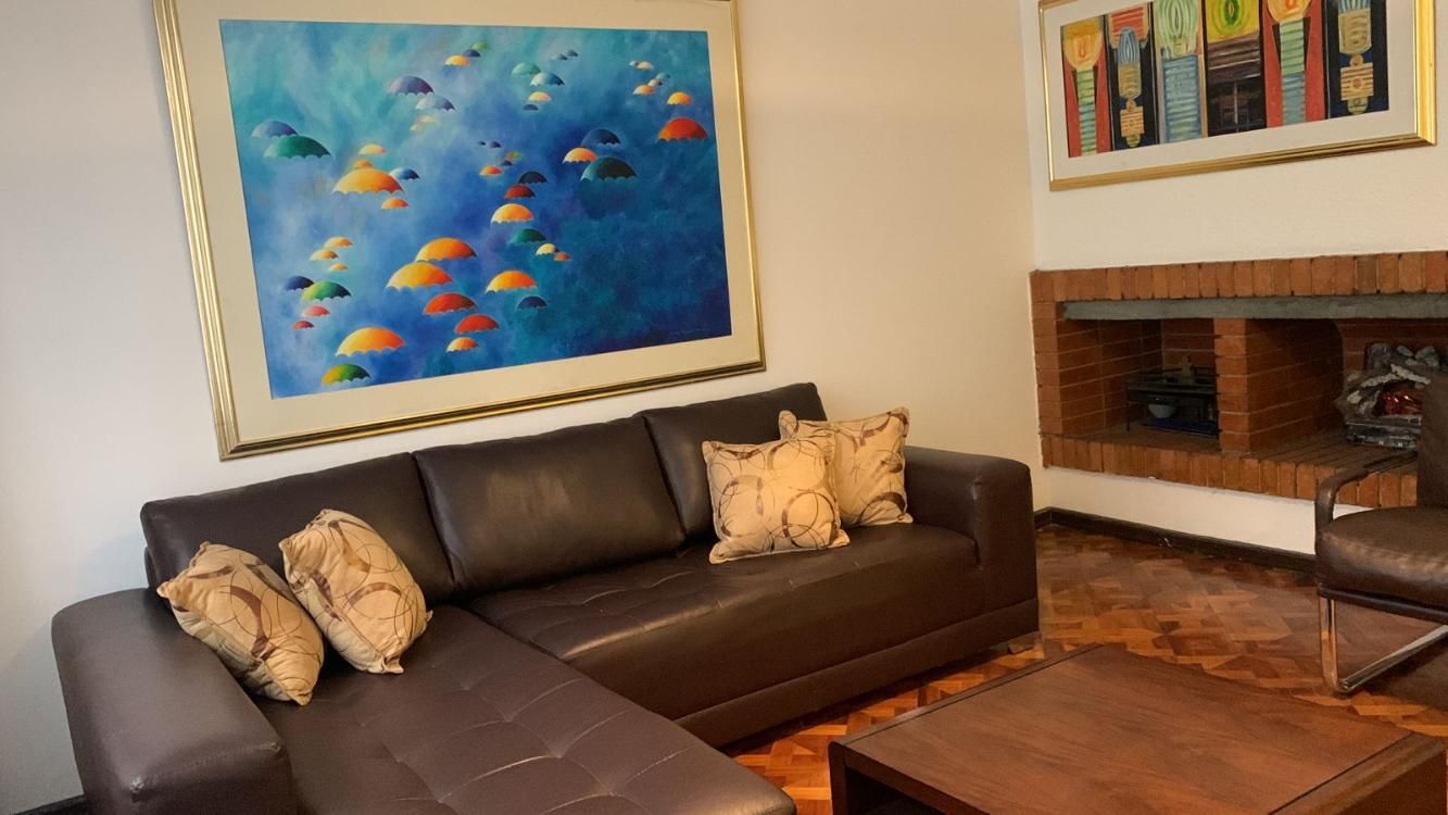 Casa en venta Cundinamarca Bogotá Las Villas 337 m2 Habitaciones 6 Baños 7 Garajes 4 Precio $1350000000