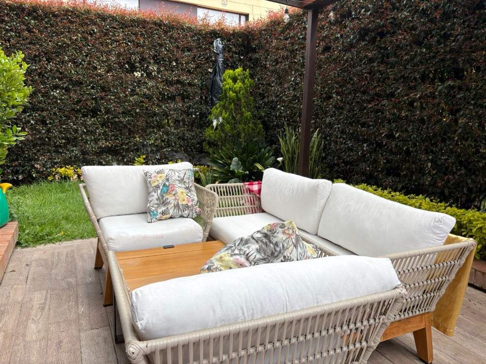 Casa en arriendo Cundinamarca Bogotá Casa Blanca 215 m2 Habitaciones 4 Baños 6 Garajes 3 Precio $8500000