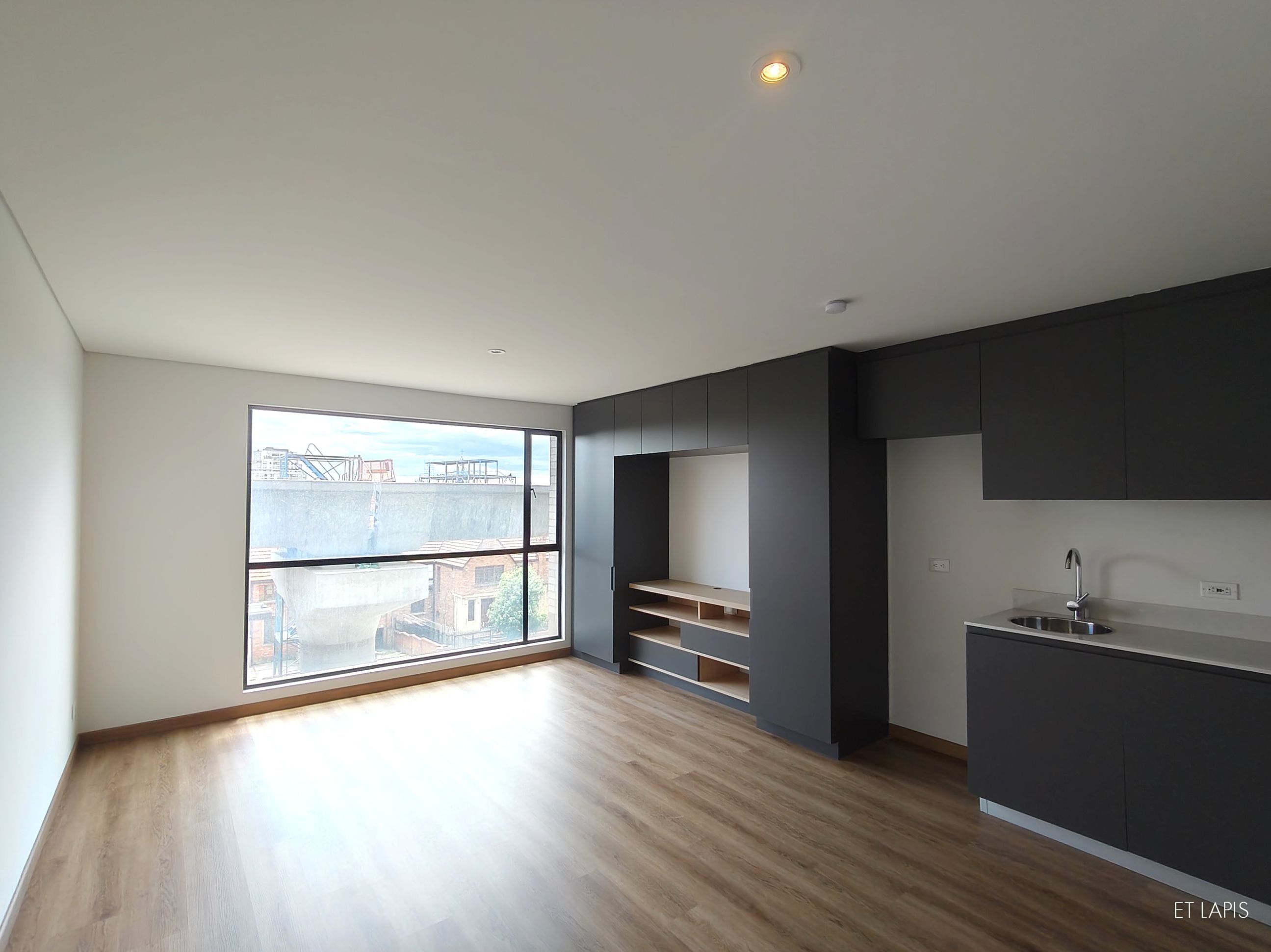 Apartaestudio en venta Cundinamarca Bogotá Samper 31 m2 Habitaciones 1 Baños 1 Garajes 0 Precio $295000000