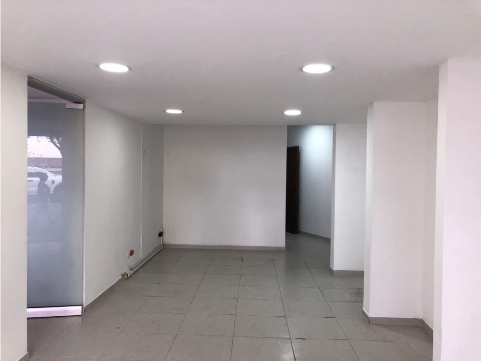 Local en arriendo Caldas Manizales Palo Grande 68 m2 Habitaciones 0 Baños 2 Garajes 0 Precio $2700000