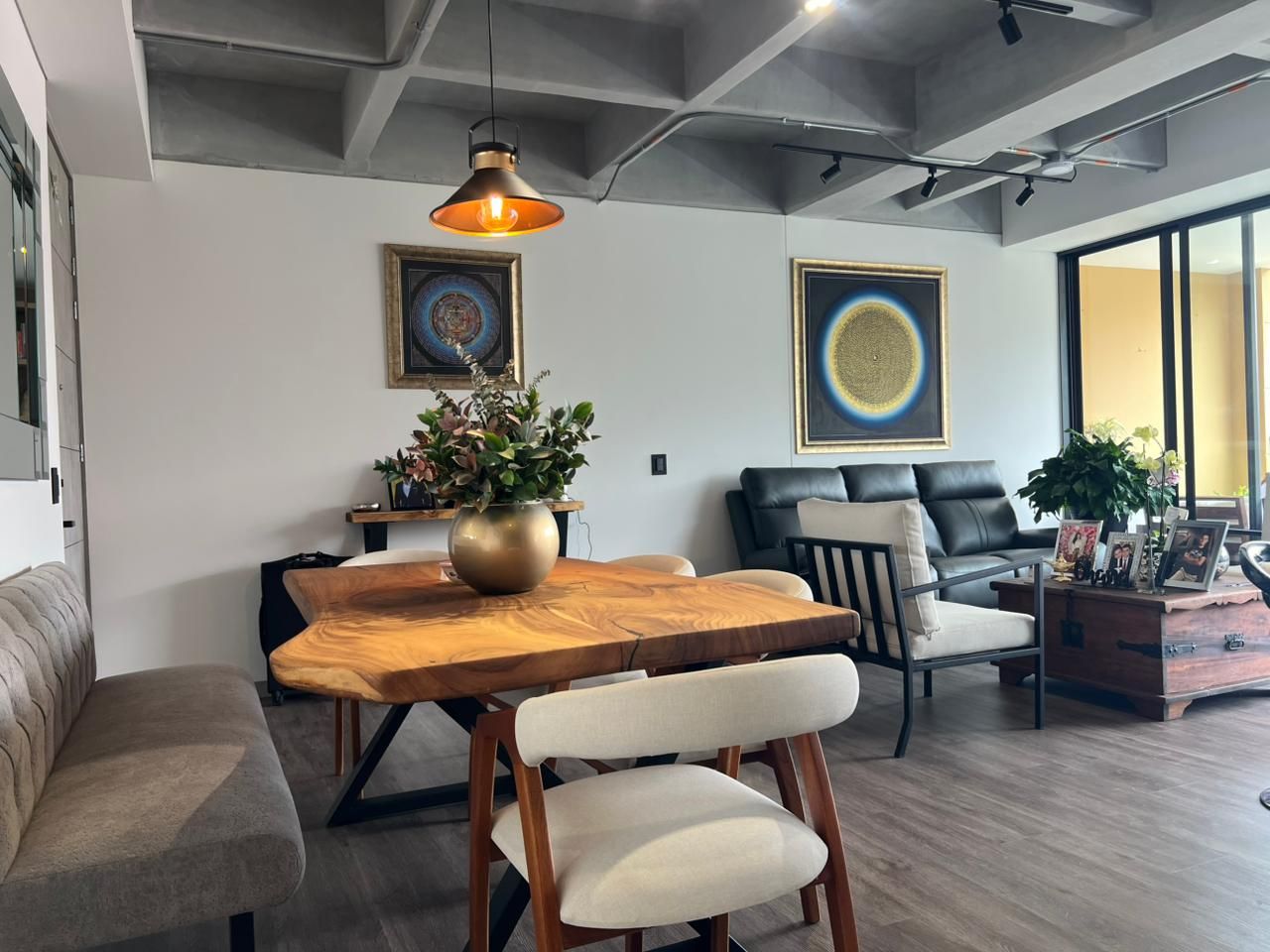 Apartamento en venta Antioquia Envigado El Chocho 108 m2 Habitaciones 2 Baños 3 Garajes 2 Precio $1060000000