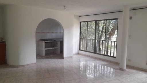 Apartaestudio en arriendo Valle Del Cauca Cali El Guabal 40 m2 Habitaciones 1 Baños 1 Garajes 0 Precio $650000