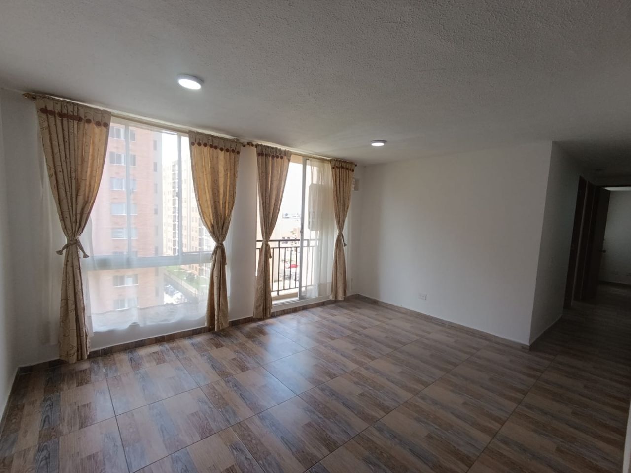 Apartamento en arriendo Cundinamarca Madrid El Sosiego 63 m2 Habitaciones 3 Baños 2 Garajes 0 Precio $1100000