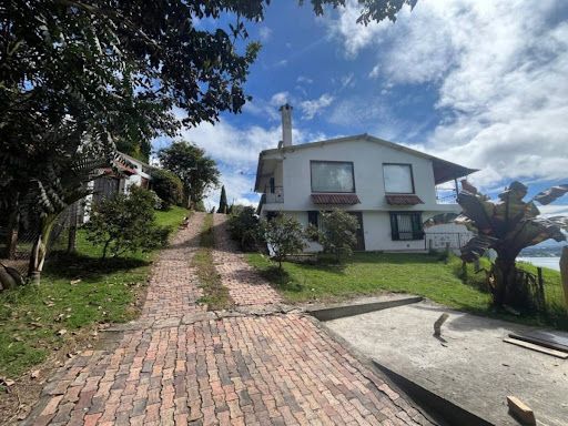 Casa Campestre en venta Boyacá Paipa Paipa 10 m2 Habitaciones 4 Baños 5 Garajes 6 Precio $2500000000