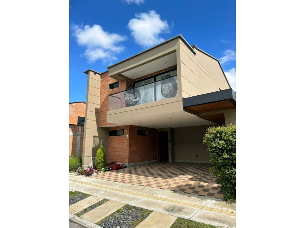Casa en venta Antioquia Rionegro San Antonio 186 m2 Habitaciones 3 Baños 3 Garajes 2 Precio $1140000000
