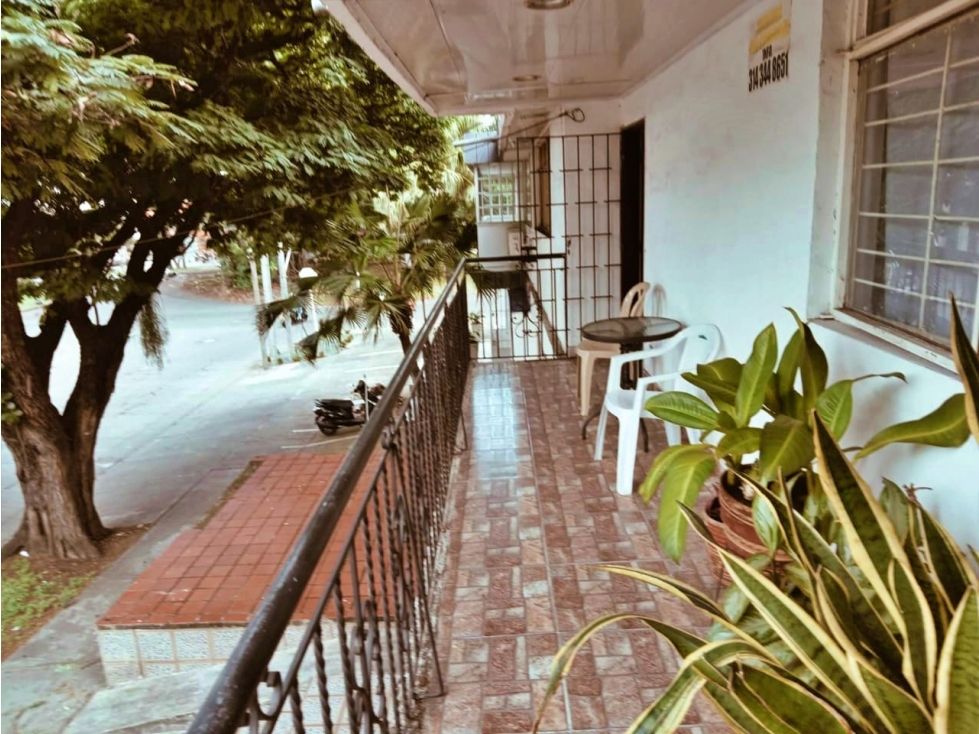 Casa en venta Valle Del Cauca Cali La Flora 370 m2 Habitaciones 4 Baños 4 Garajes 3 Precio $1200000000