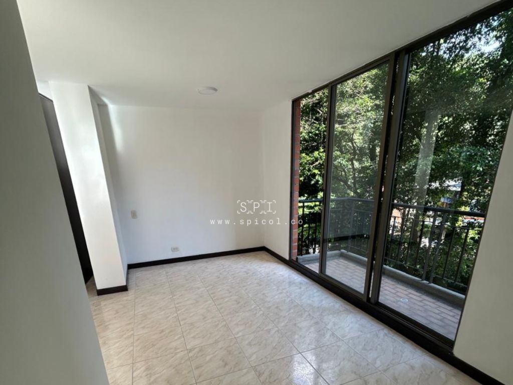 Apartamento en arriendo Antioquia Envigado Las Casitas 70 m2 Habitaciones 3 Baños 2 Garajes 1 Precio $2800000