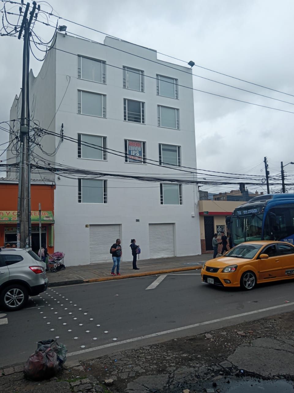 Edificio en arriendo o venta Cundinamarca Bogotá Olaya 1550 m2 Habitaciones 6 Baños 6 Garajes 6 Precio venta $8700000000 Precio arriendo $79000000