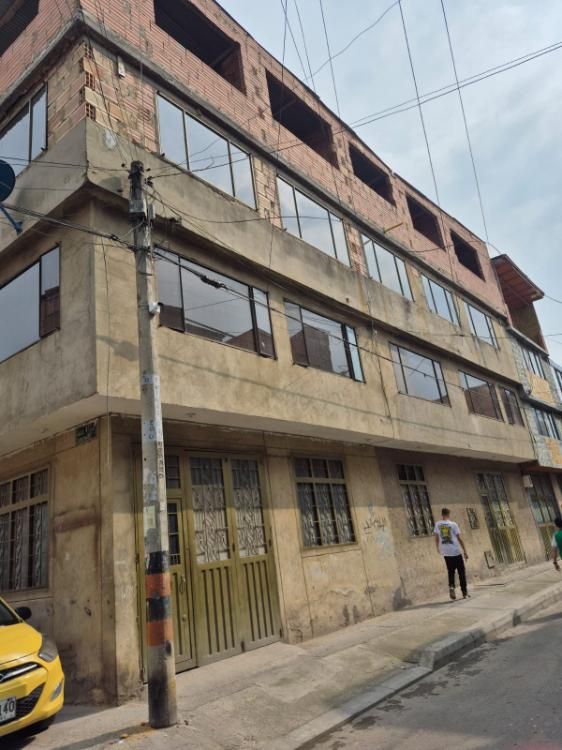 Casa en venta Cundinamarca Bogotá Canizales 360 m2 Habitaciones 6 Baños 6 Garajes 0 Precio $600000000