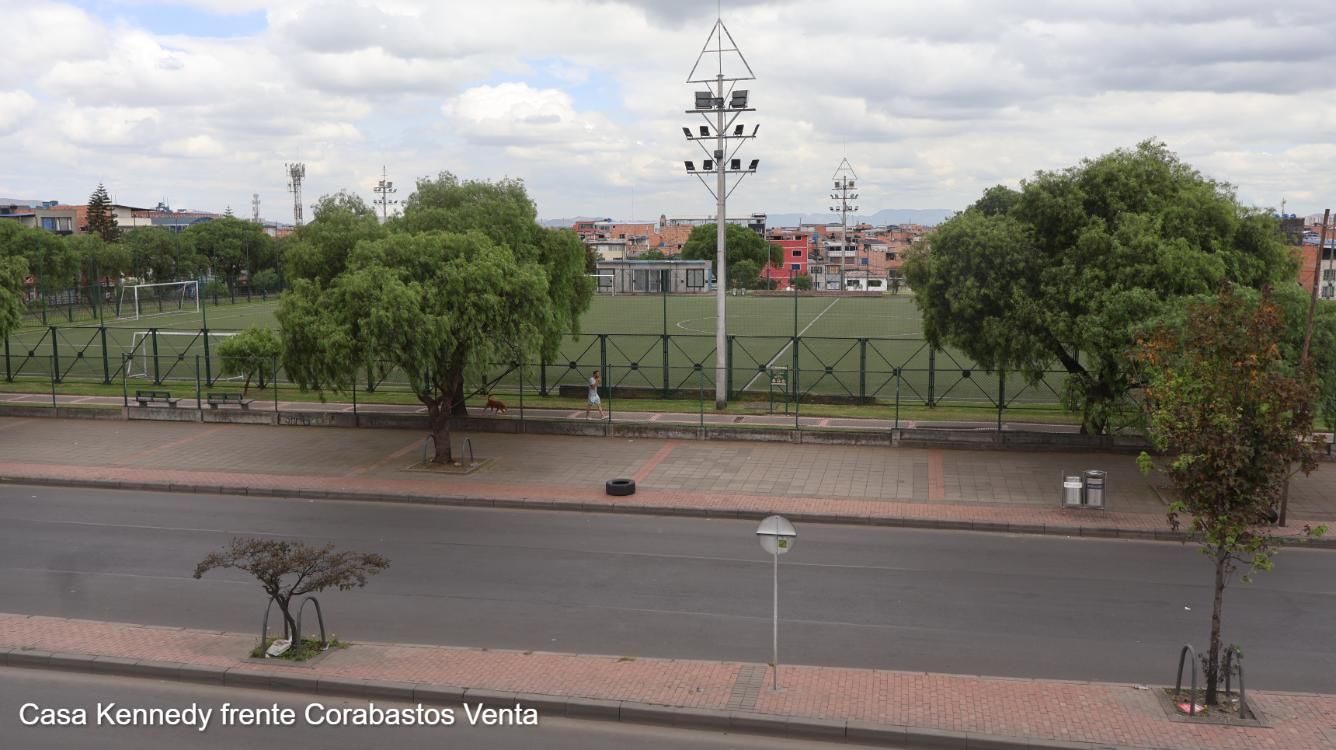 Casa en venta Cundinamarca Bogotá Super Manzana 14 230 m2 Habitaciones 6 Baños 5 Garajes 1 Precio $540000000