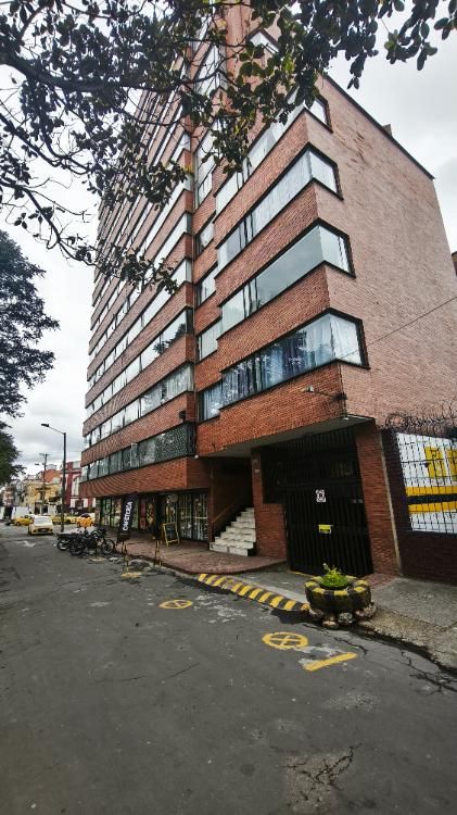Apartamento en venta Cundinamarca Bogotá Santa Teresita 74 m2 Habitaciones 2 Baños 2 Garajes 1 Precio $450000000