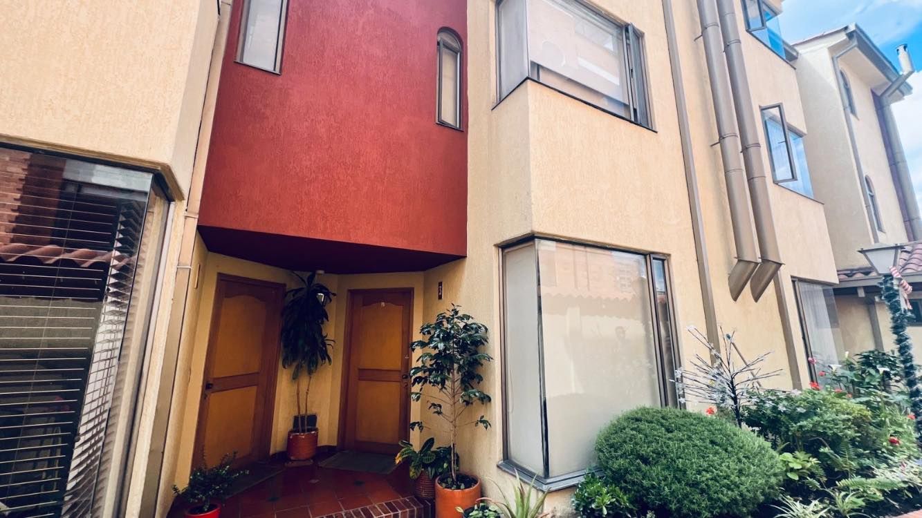 Casa en venta Cundinamarca Bogotá Cedro Salazar 157 m2 Habitaciones 4 Baños 4 Garajes 0 Precio $660000000