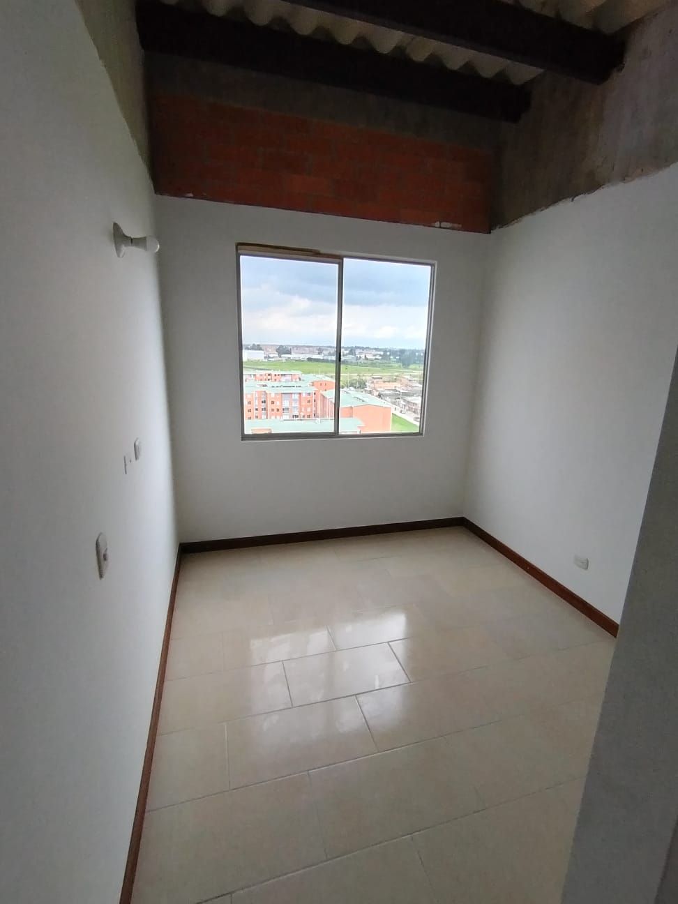 Apartaestudio en venta Cundinamarca Madrid San Pedro 56 m2 Habitaciones 2 Baños 2 Garajes 1 Precio $230000000