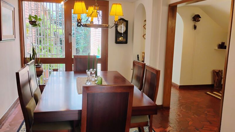 Casa en venta Cundinamarca Bogotá Los Cedros 231 m2 Habitaciones 3 Baños 2 Garajes 3 Precio $1350000000
