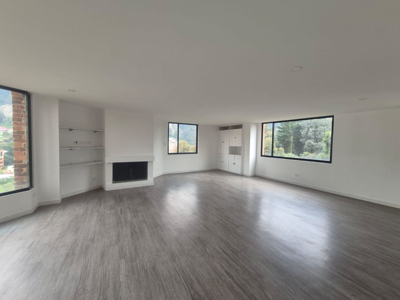 Apartamento en venta Cundinamarca Bogotá María Cristina 287 m2 Habitaciones 4 Baños 5 Garajes 3 Precio $2800000000