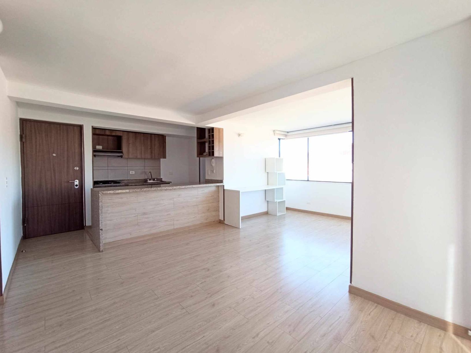 Apartamento en venta Cundinamarca Bogotá Britalia 2 m2 Habitaciones 3 Baños 2 Garajes 2 Precio $680000000