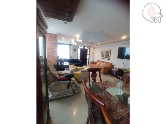 Casa en venta Cundinamarca Bogotá La Esmeralda 133 m2 Habitaciones 6 Baños 6 Garajes 1 Precio $1600000000