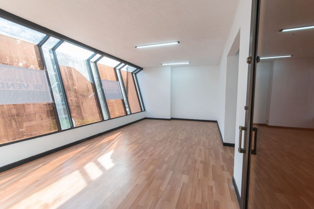 Oficina en arriendo Valle Del Cauca Cali San Vicente 100 m2 Habitaciones 0 Baños 2 Garajes 0 Precio $2500000