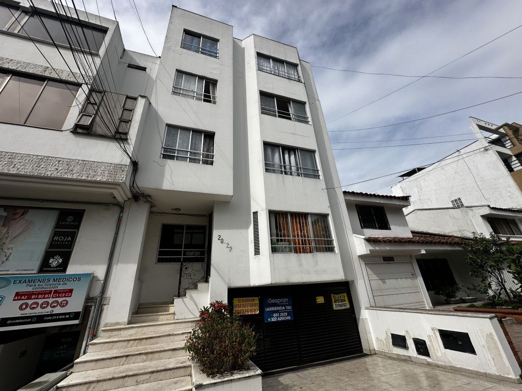 Apartaestudio en arriendo Valle Del Cauca Cali El Ingenio 40 m2 Habitaciones 1 Baños 1 Garajes 0 Precio $1020000