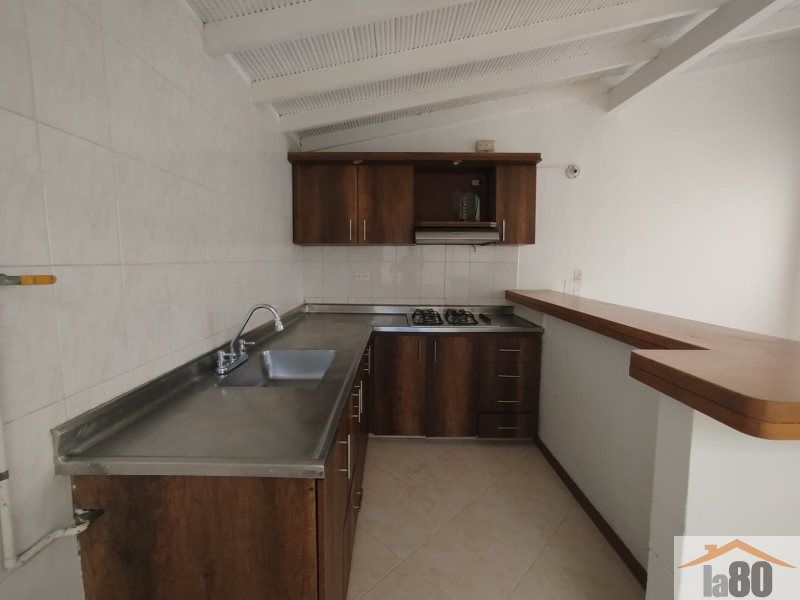 Casa en arriendo Antioquia Medellín La Floresta 150 m2 Habitaciones 3 Baños 2 Garajes 0 Precio $3300000